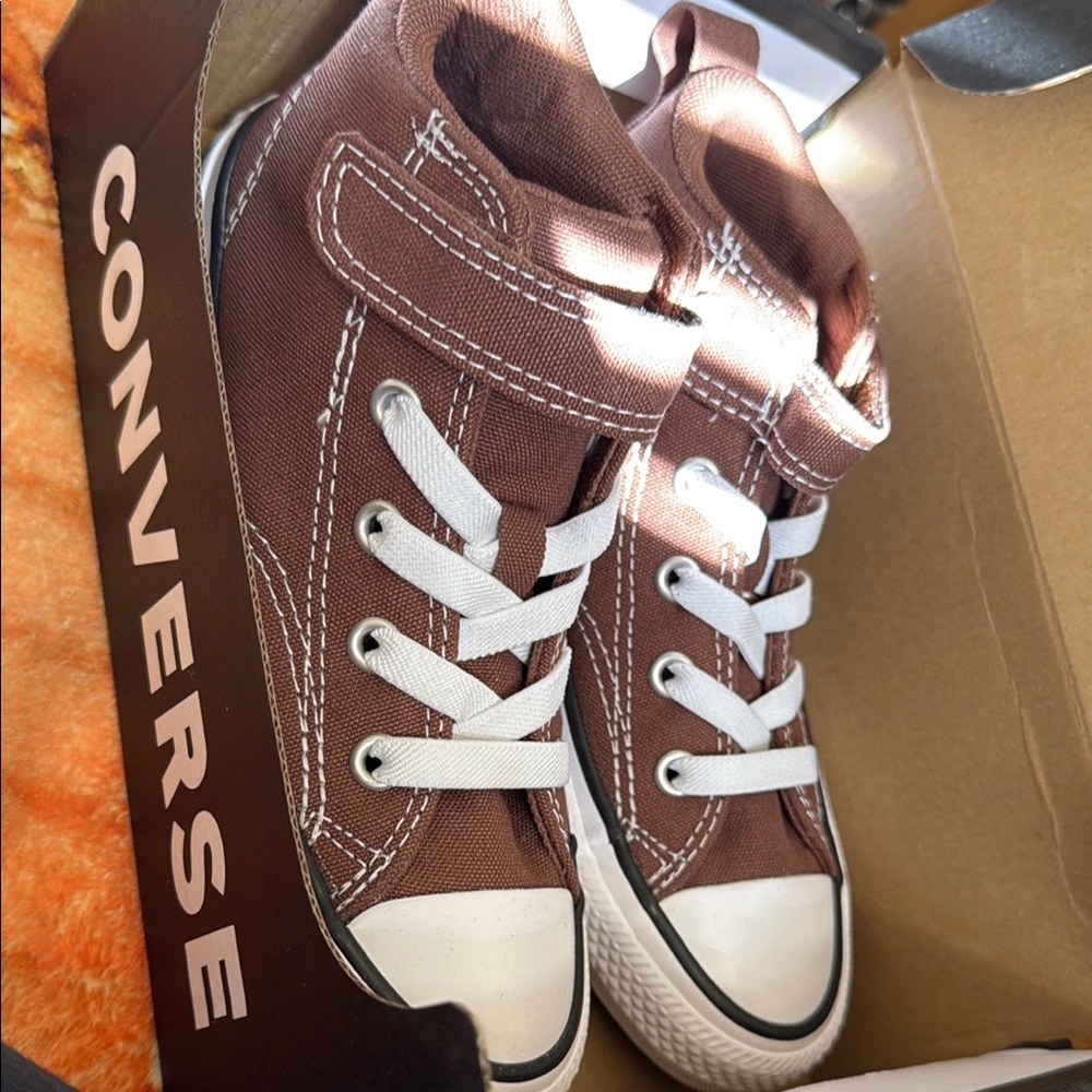Brand NEW , Converse Brown High-Top Sneakers with White Contrast Stitching